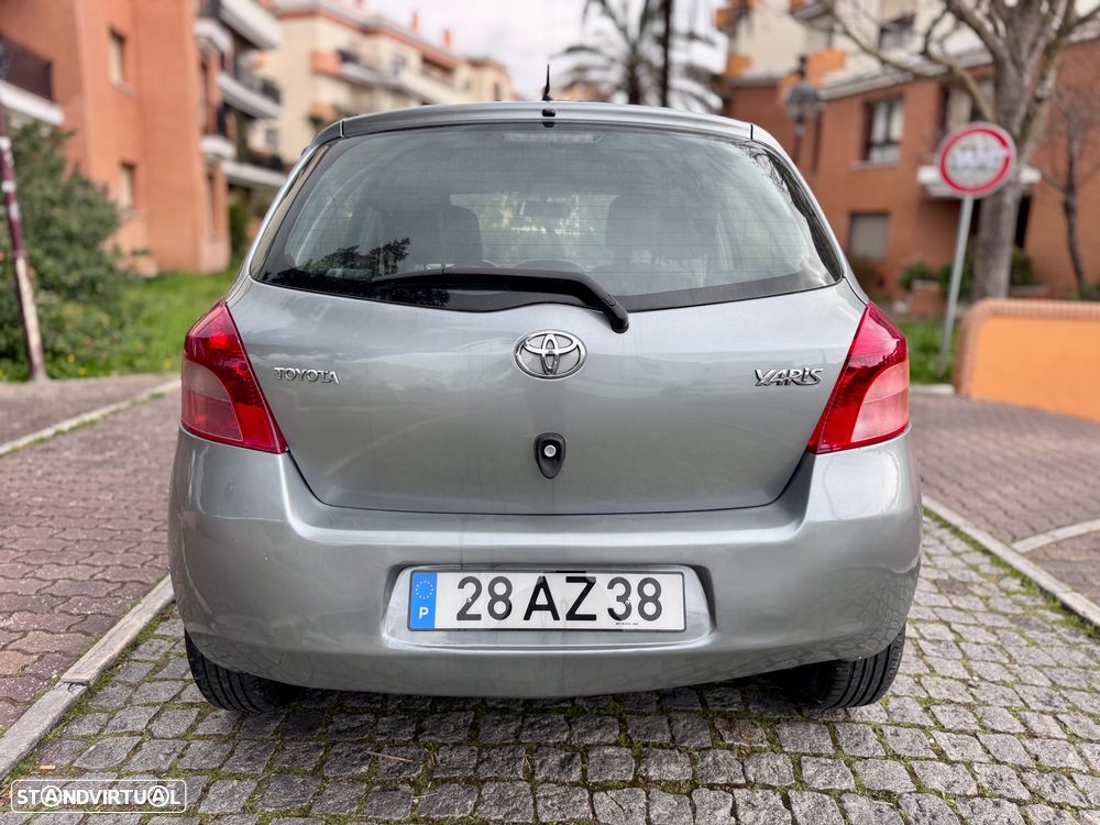 Toyota Yaris 1.0 VVT-i AC - 5