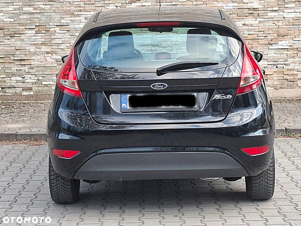 Ford Fiesta 1.25 Champions Edition - 34