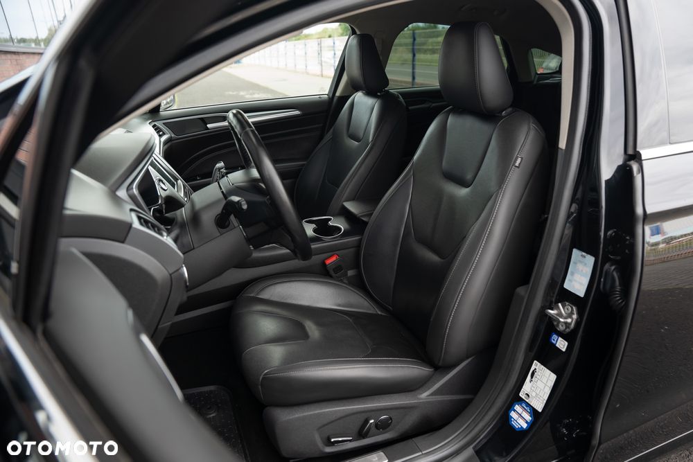 Ford Mondeo 2.0 TDCi Titanium - 23