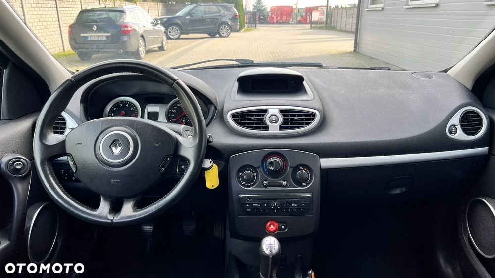 Renault Clio 1.2 16V 75 Collection - 23