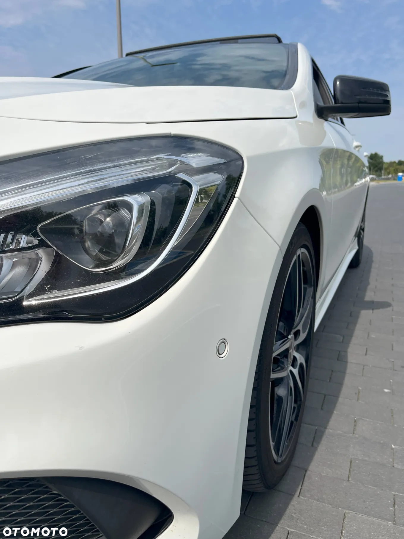 Mercedes-Benz CLA 220 4-Matic AMG Line - 5
