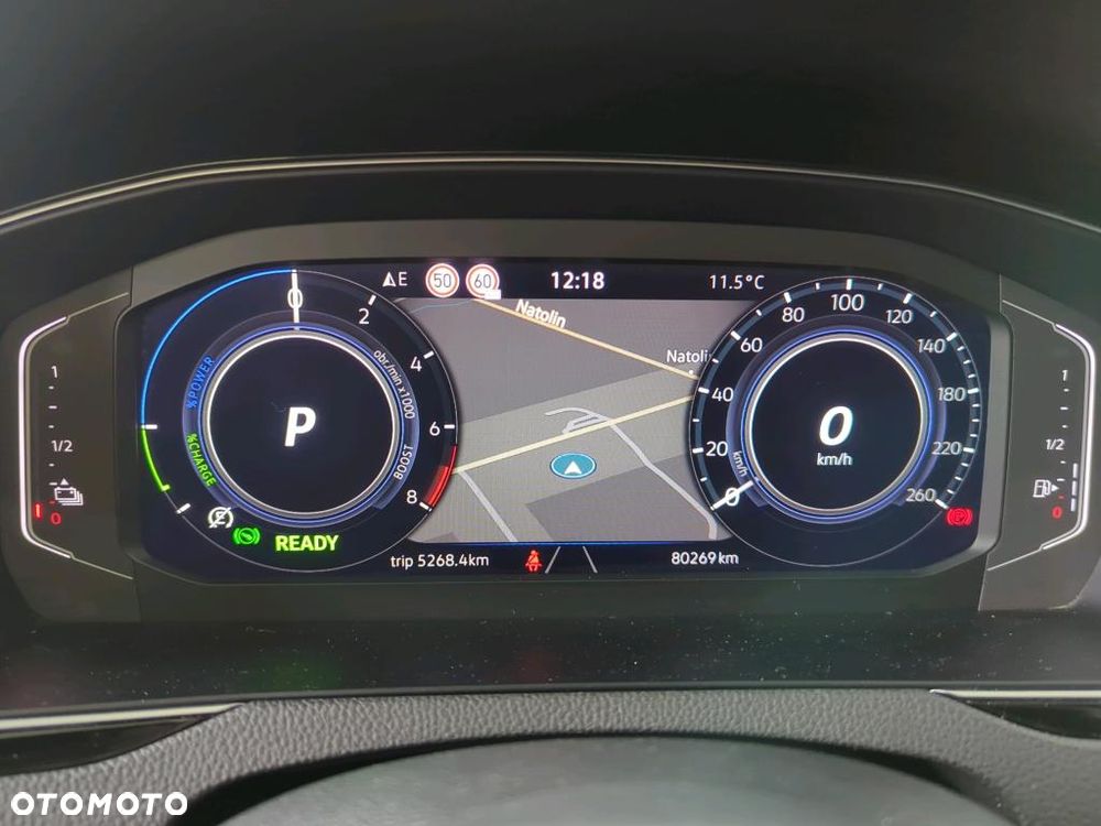 Volkswagen Passat - 6