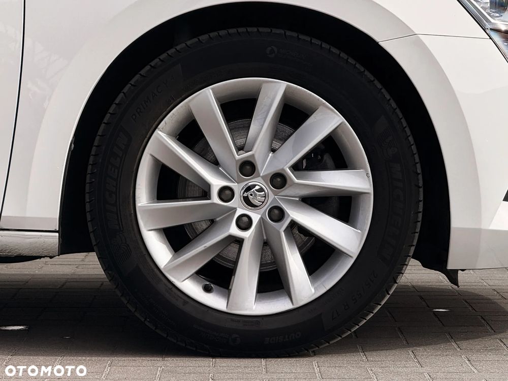 Skoda Superb 1.5 TSI Ambition - 6