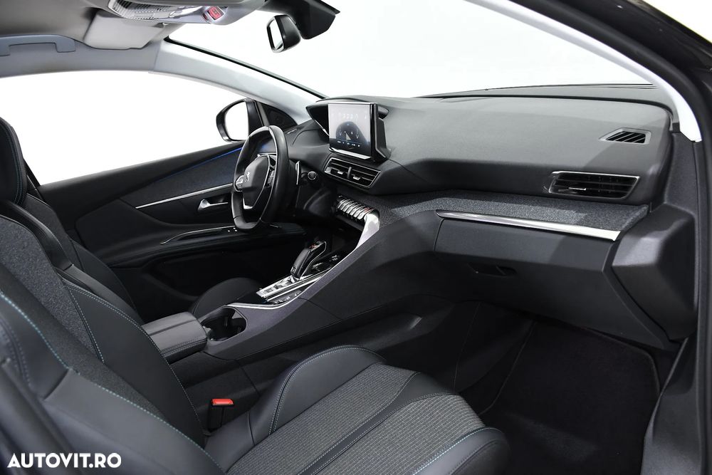 Peugeot 3008 1.2 PureTech S&S EAT8 Allure - 16