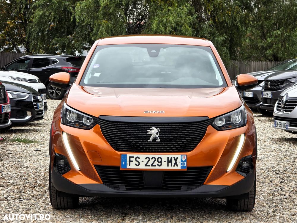 Peugeot 2008 1.2 L PureTech STT EAT8 Allure - 2