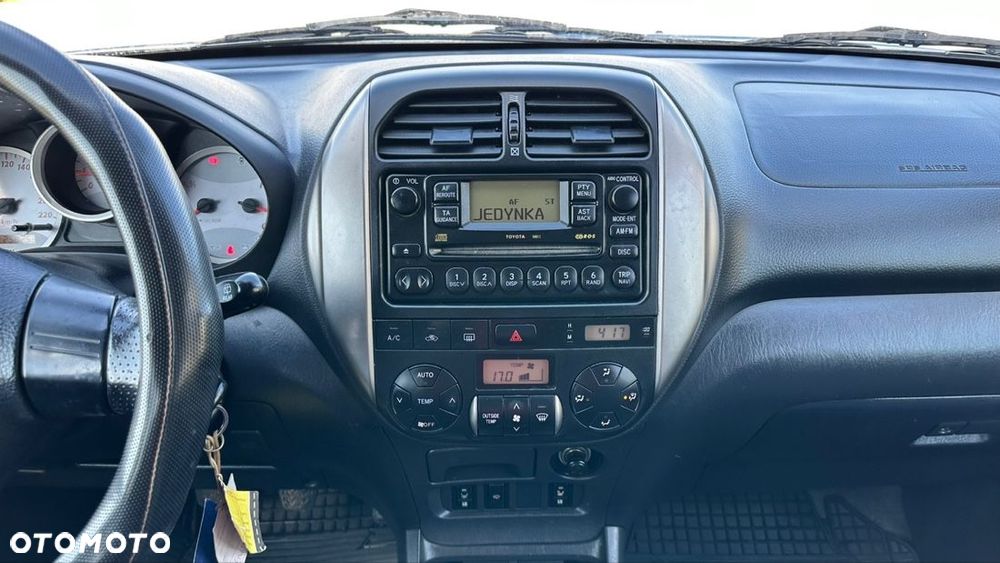 Toyota RAV4 2.0 VVT-i 4x4 - 27