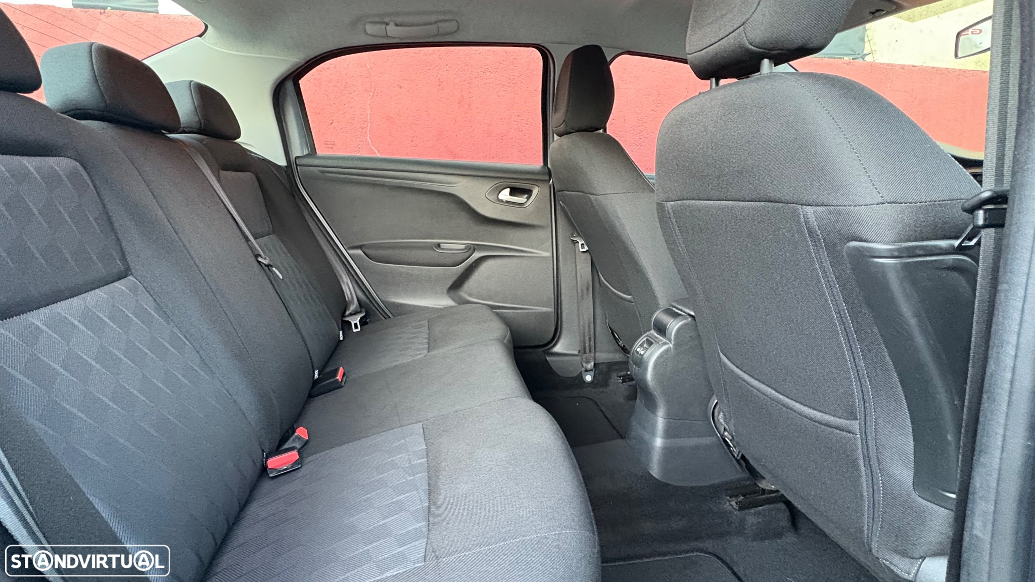 Citroën C-Elysée 1.5 BlueHDi Shine - 7