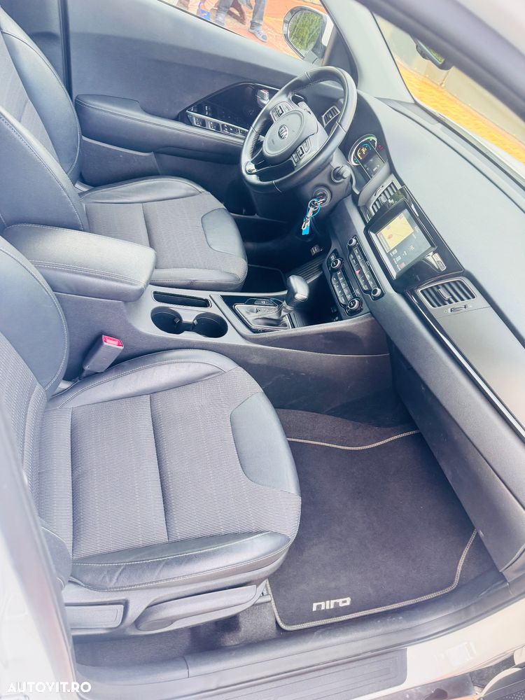 Kia Niro 1.6 GDI 6DCT HEV Comfort - 11