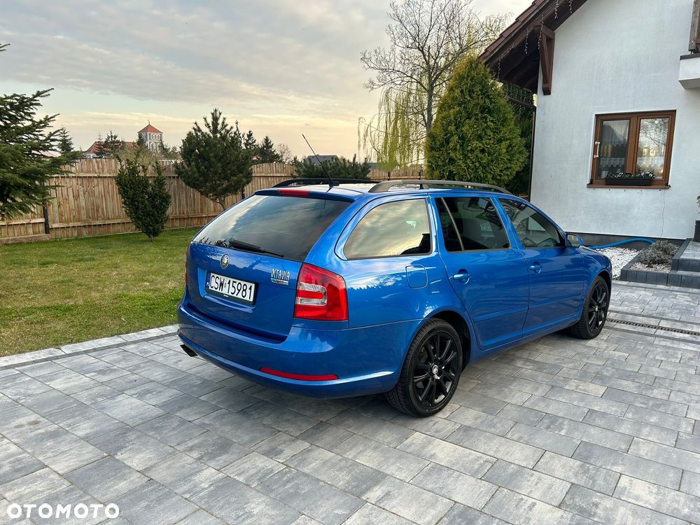 Skoda Octavia 2.0 TDI RS - 5