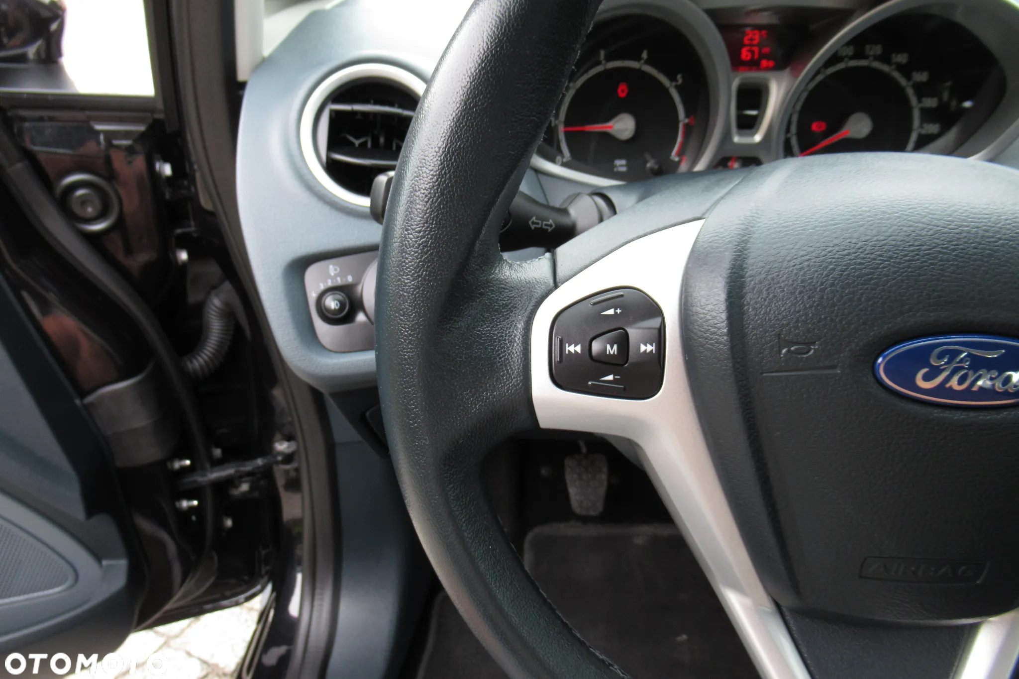 Ford Fiesta 1.25 Titanium - 28