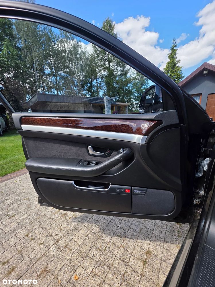 Audi A8 - 23