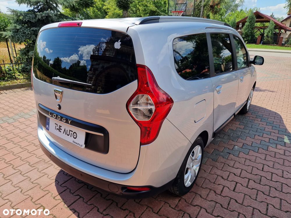 Dacia Lodgy 1.6 SCe Laureate S&S - 31