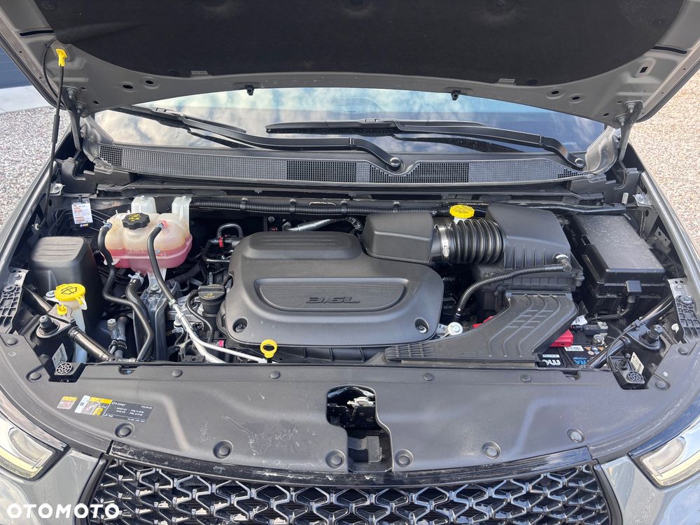 Chrysler Pacifica - 10