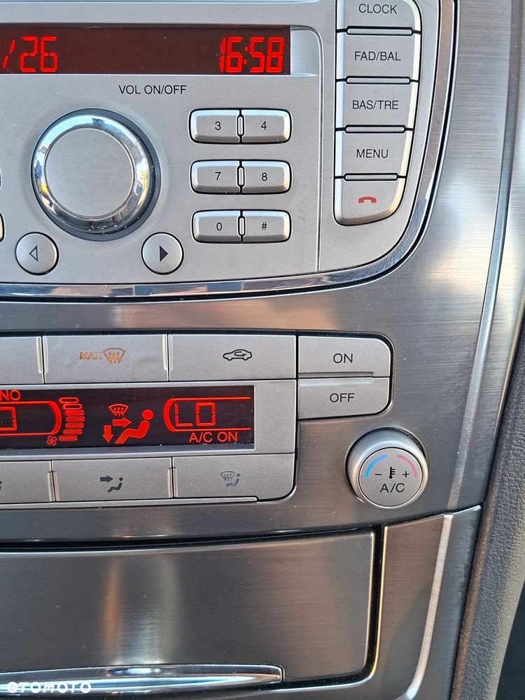 Ford Mondeo 2.0 TDCi Gold X - 20