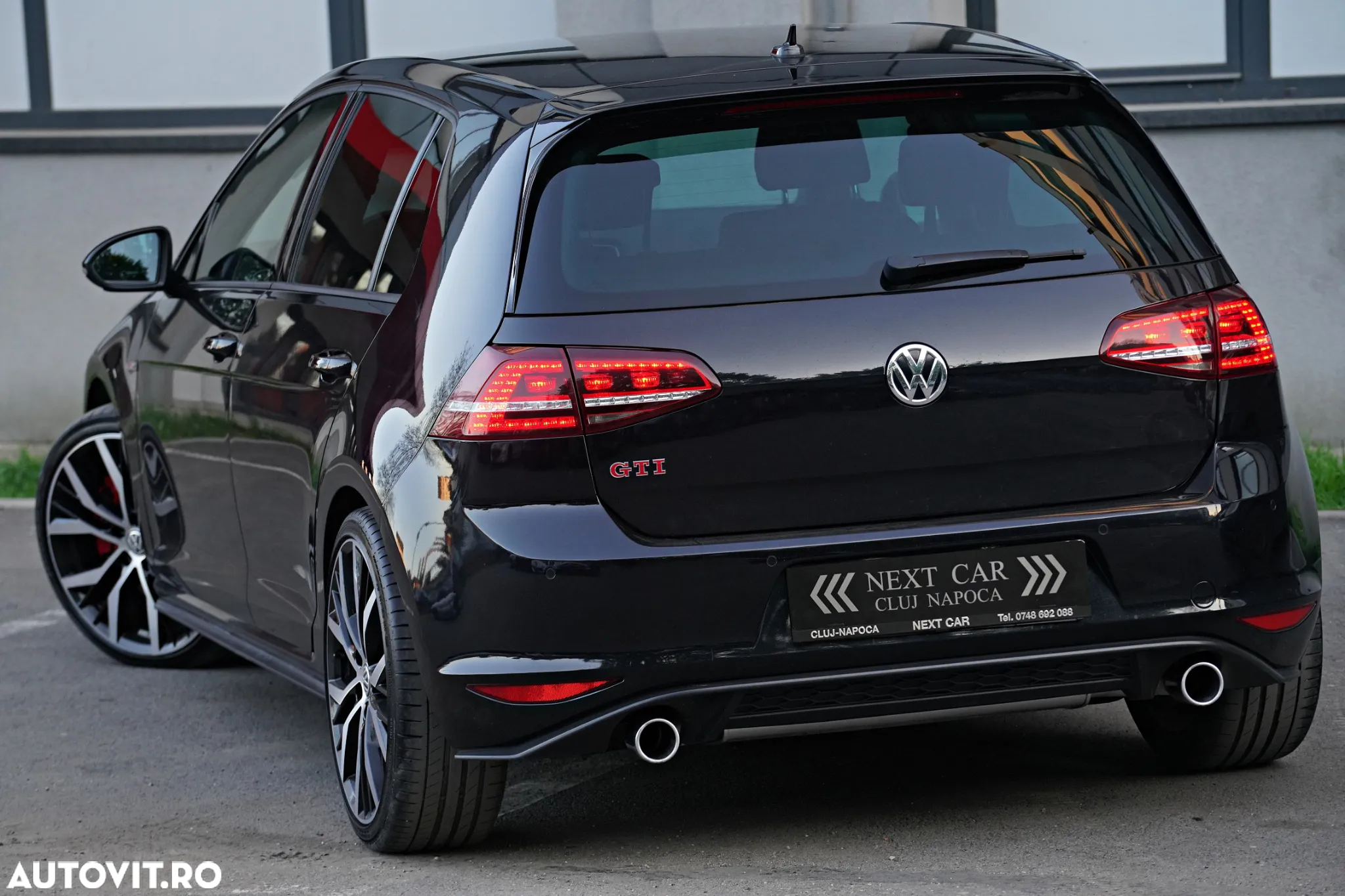 Volkswagen Golf 2.0 TSI BMT GTI Performance - 3