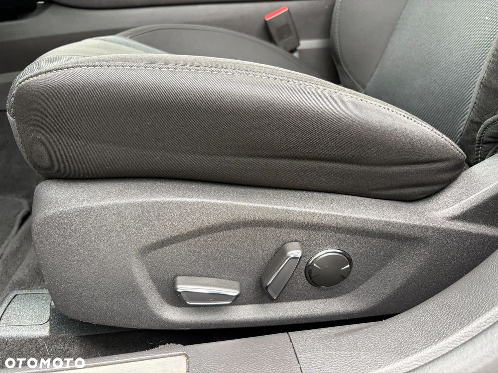 Ford Mondeo 2.0 TDCi Titanium - 10