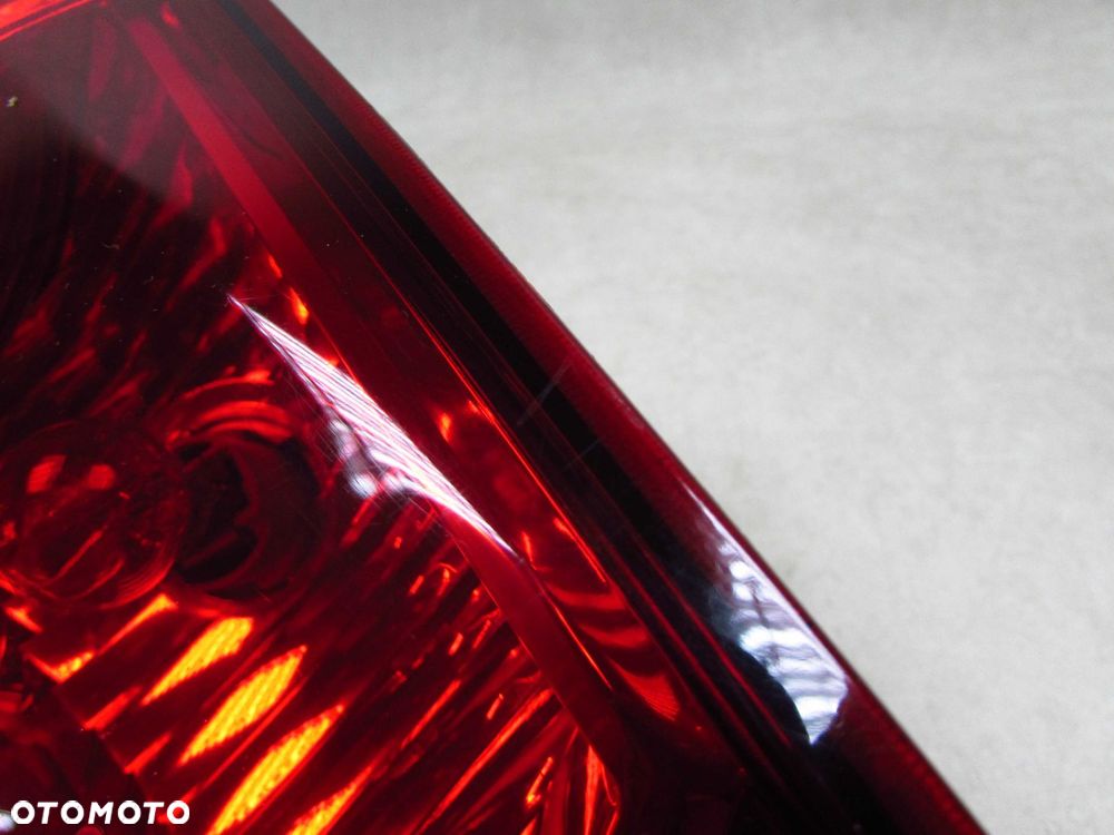 DODGE JOURNEY FREEMONT 08-10 LAMPA TYL LEWA 04806369AB - 6