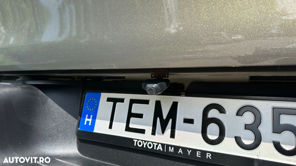 Toyota Hilux 2.4D 150CP 4x4 Double Cab 6MT Style - 29