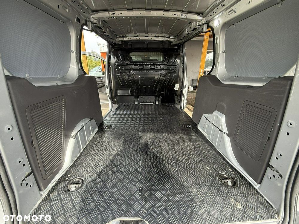 Ford Connect - 12