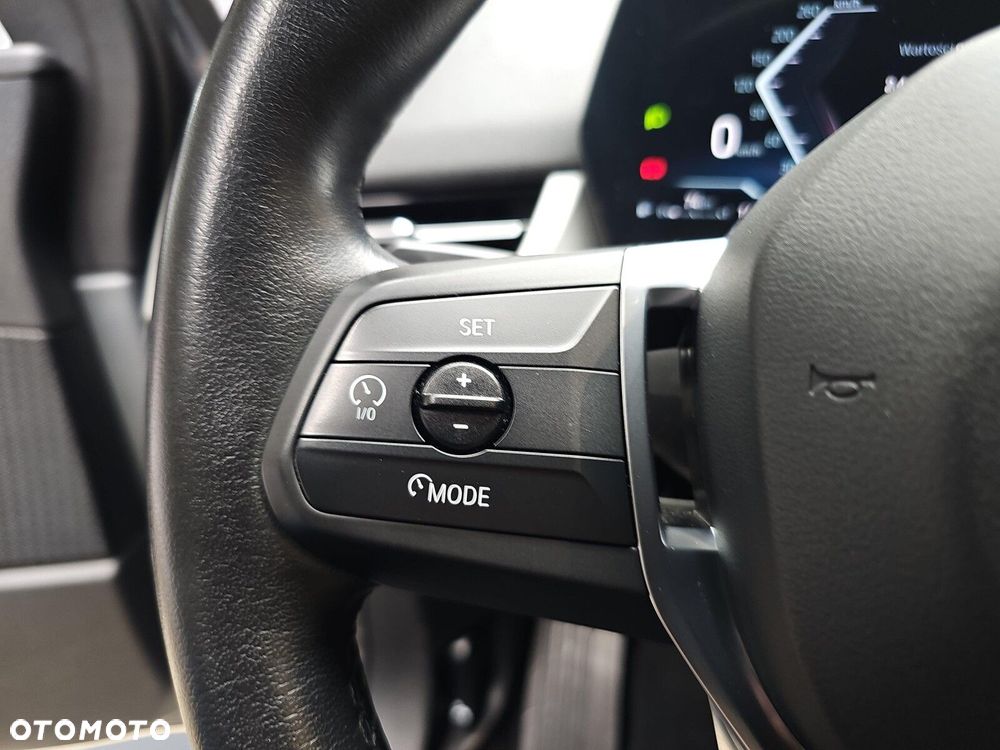 BMW Seria 2 218i - 15