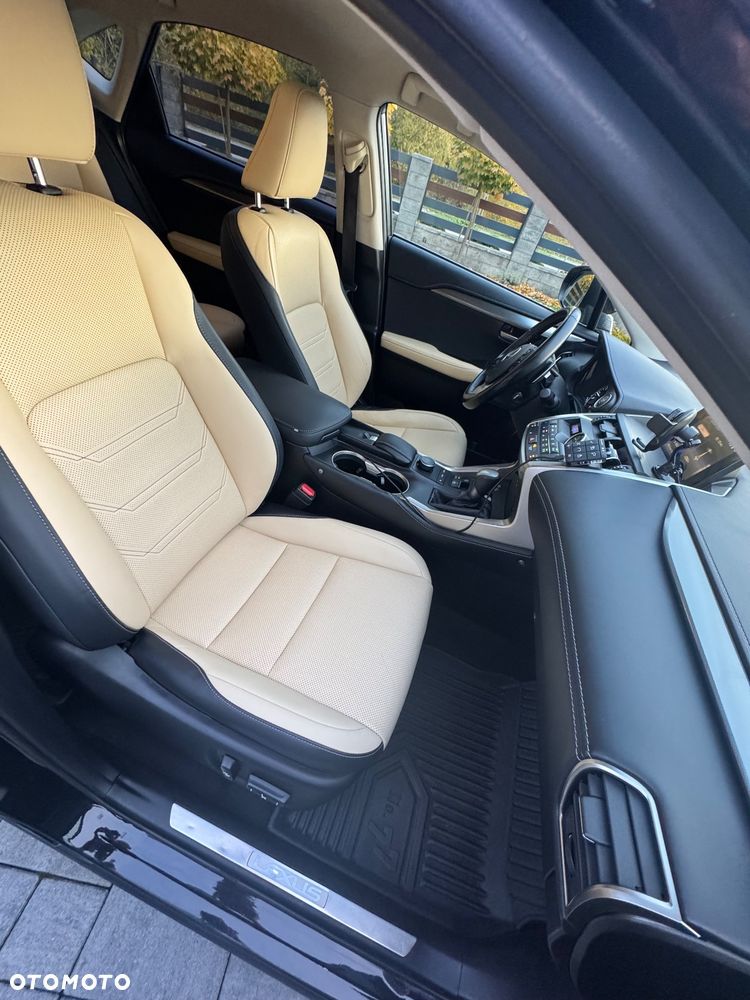 Lexus NX 200t Comfort AWD - 18