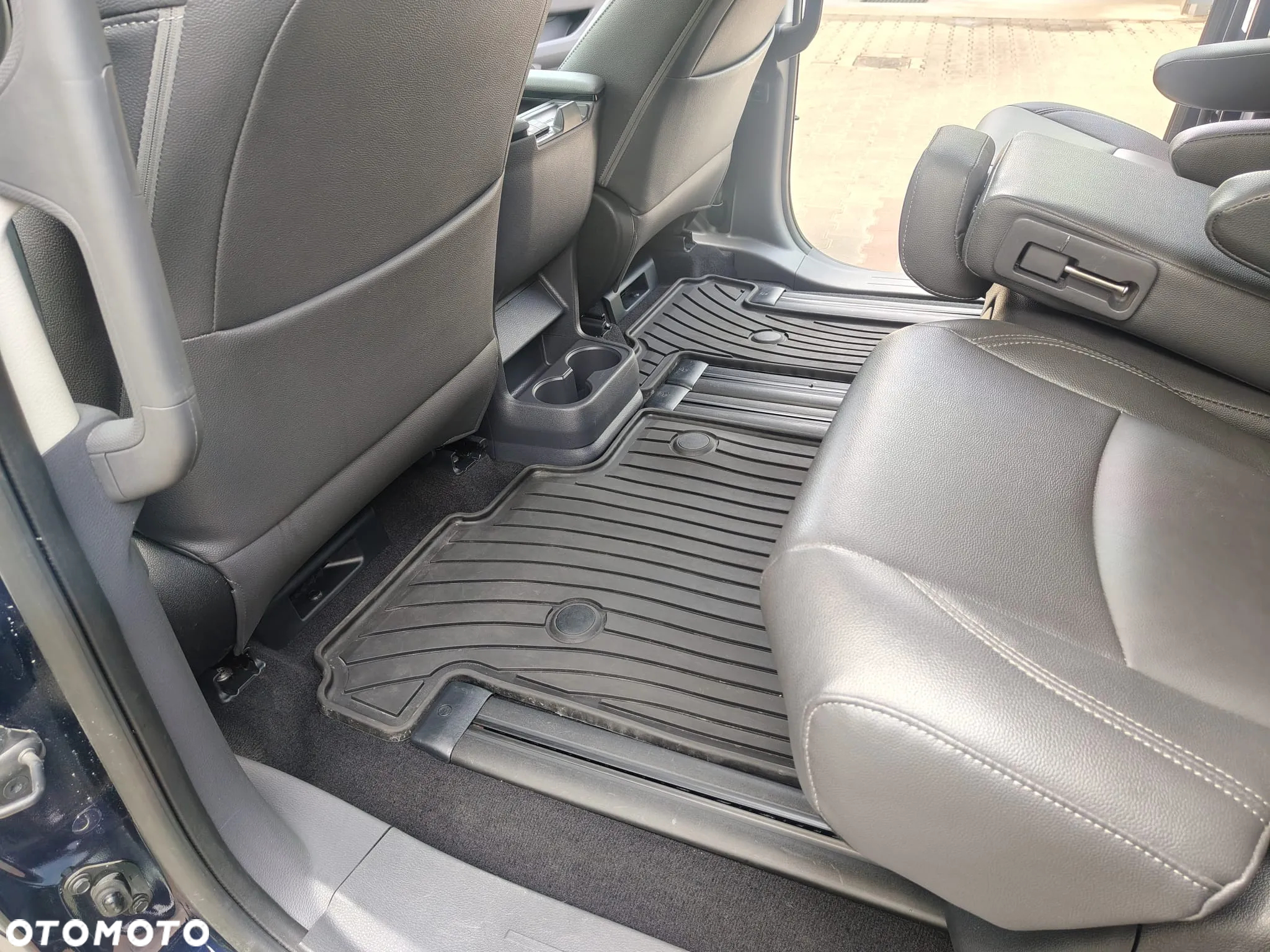 Toyota Sienna - 22