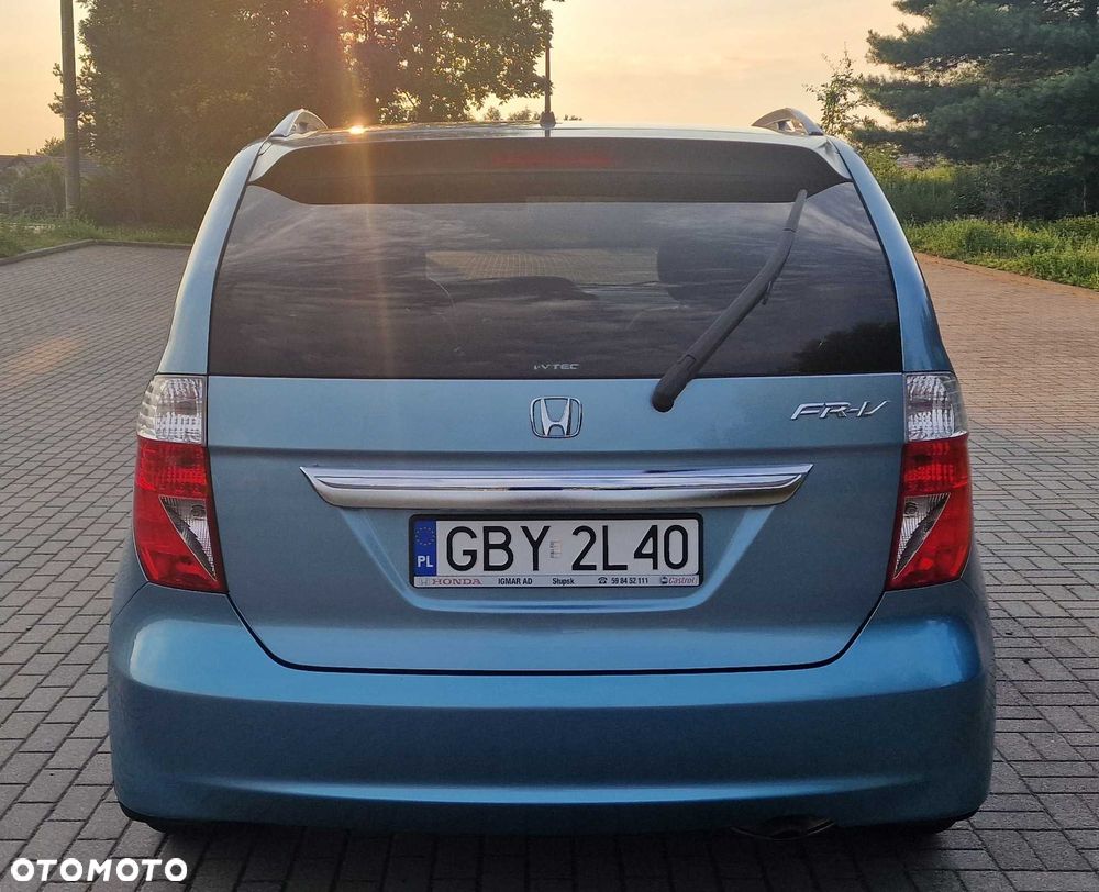 Honda FR-V - 5