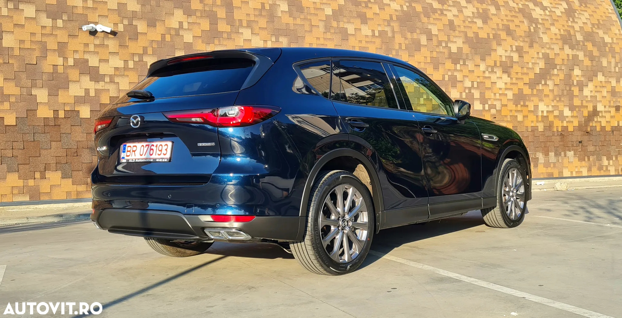Mazda CX-60 e-SKYACTIV 3.3D RWD 8AT MHEV Exclusive-line - 4