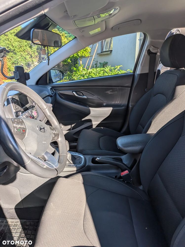 Hyundai i30 1.4 Comfort - 10