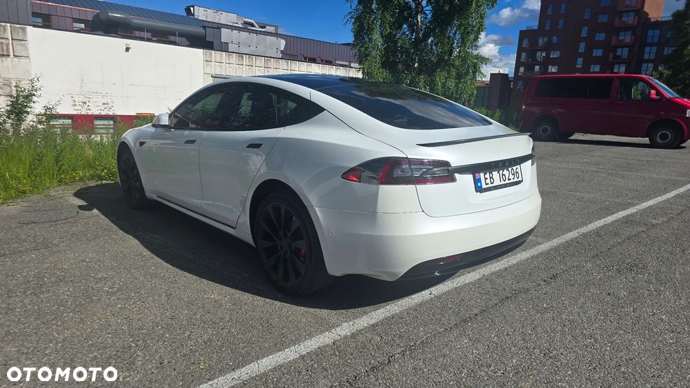 Tesla Model S Performance - 5