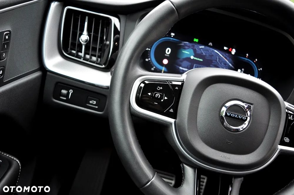 Volvo XC 60 B4 D Geartronic RDesign - 27