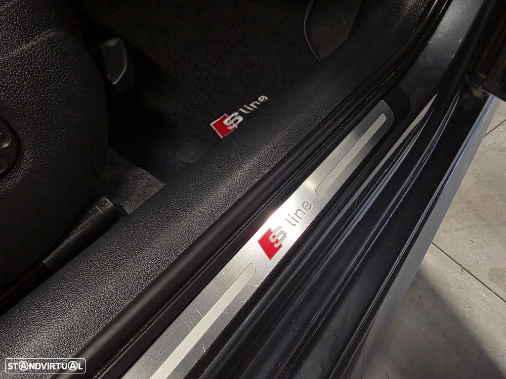 Audi A3 Sportback 2.0 TDI quattro S-line S tronic - 27