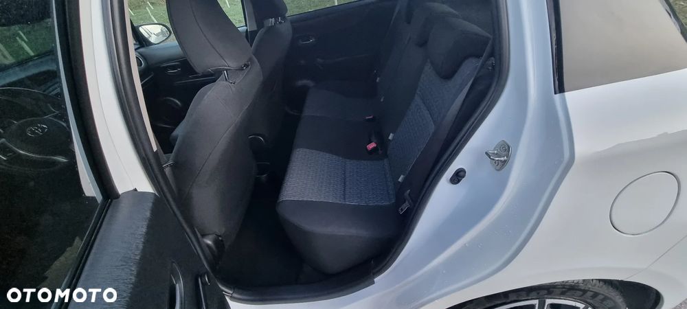Toyota Yaris 1.33 VVT-i Edition 2014 - 13