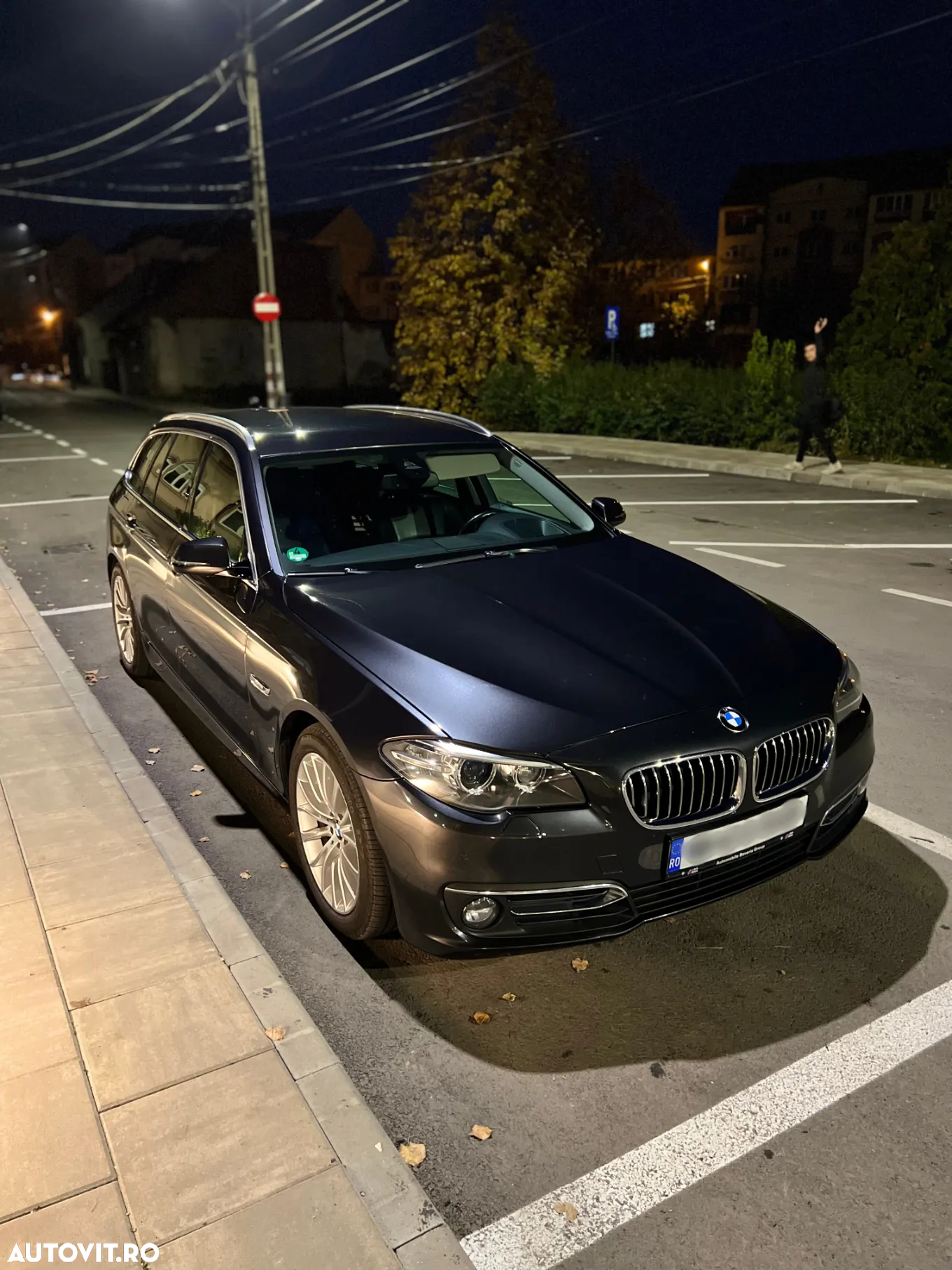 BMW Seria 5 525d Touring Aut. Luxury Line - 2