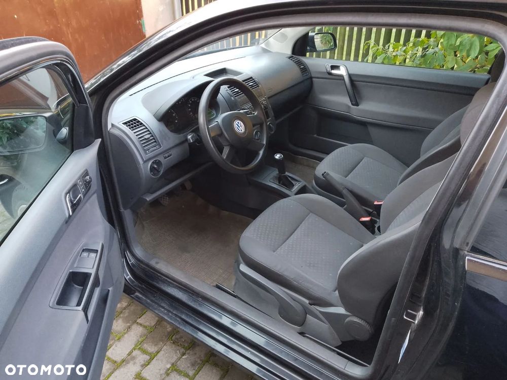 Volkswagen Polo - 5