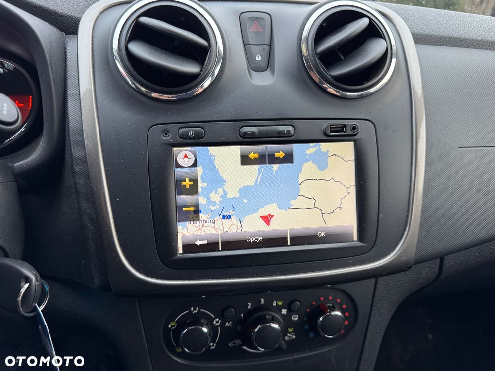 Dacia Logan 0.9 TCe SL Celebration S&S EU6 - 7