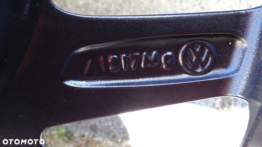 VW GOLF VII 5G0 - felga 6.5Jx16H2 ET46 5x112 - 4