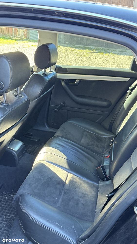 Audi A4 Limousine - 7