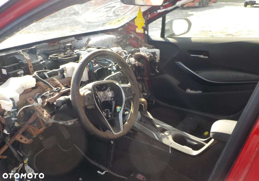 Toyota Corolla - 22
