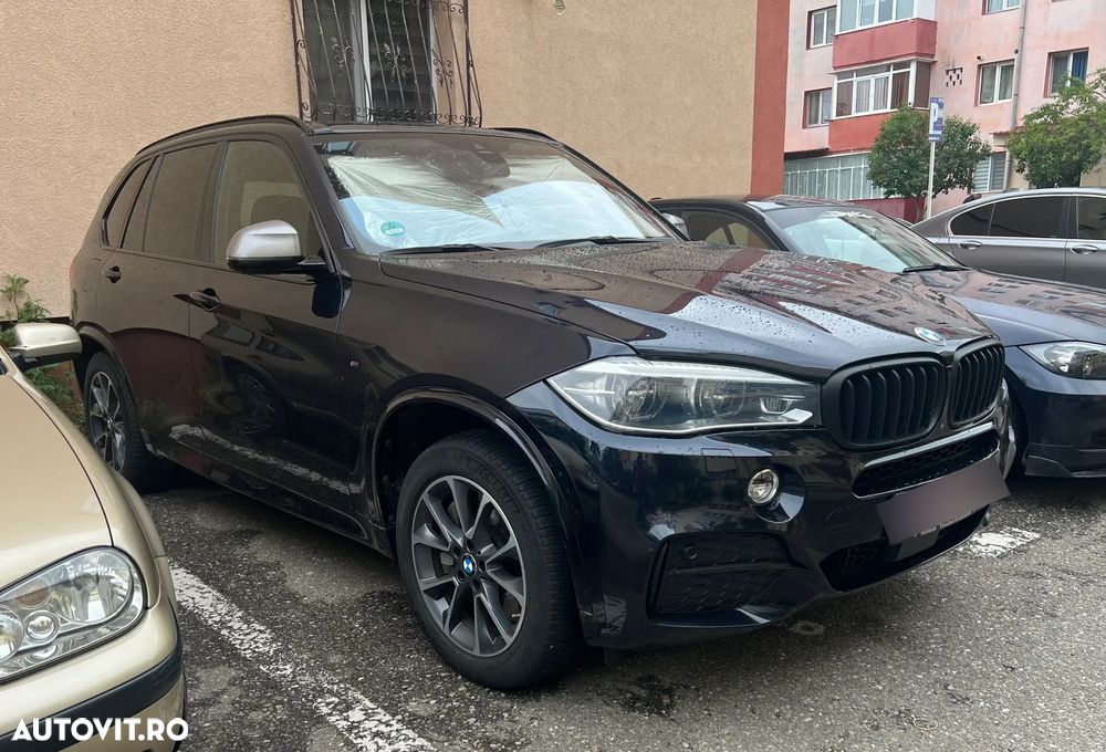 BMW X5 M M50d - 38