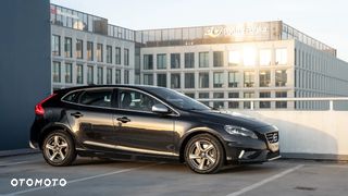 Volvo V40 D4 Drive-E R-Design Summum