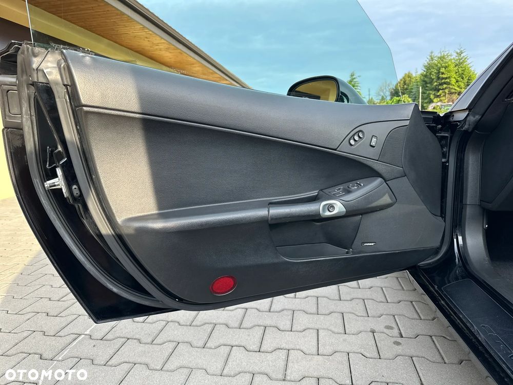 Chevrolet Corvette - 12