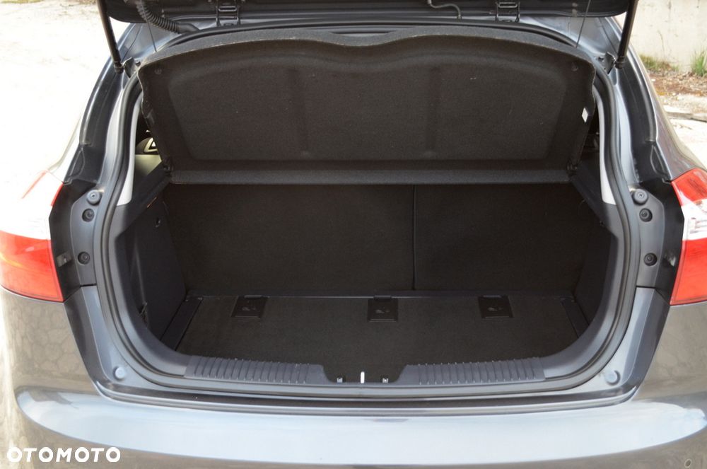 Kia Rio 1.2 ISG Uefa Euro 2016 - 24