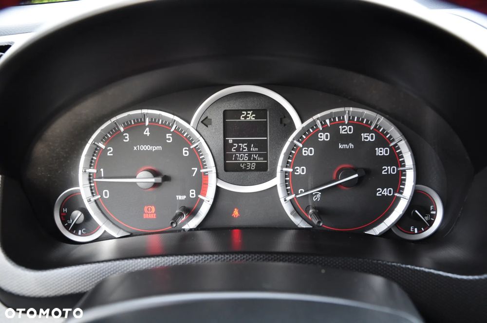 Suzuki Swift 1.6 Sport - 28