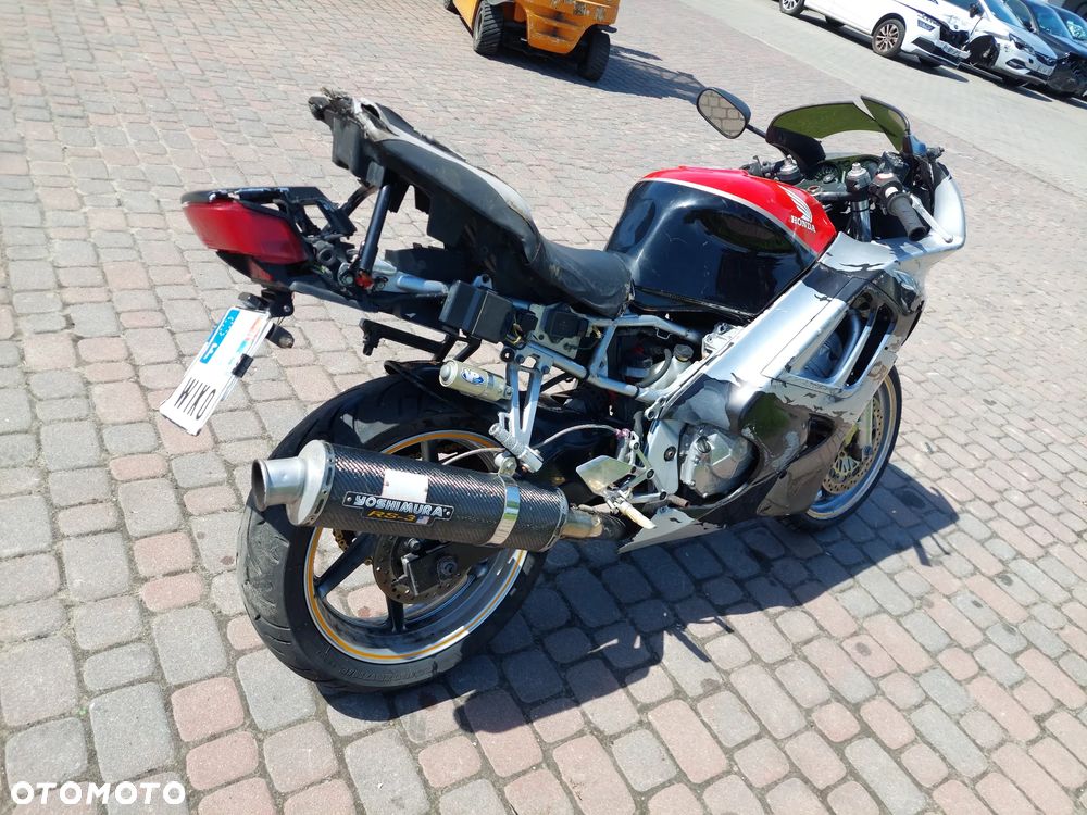 Honda CBR - 6