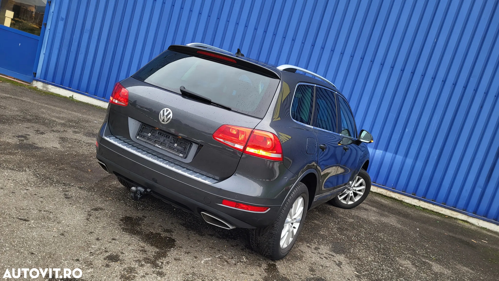 Volkswagen Touareg - 4