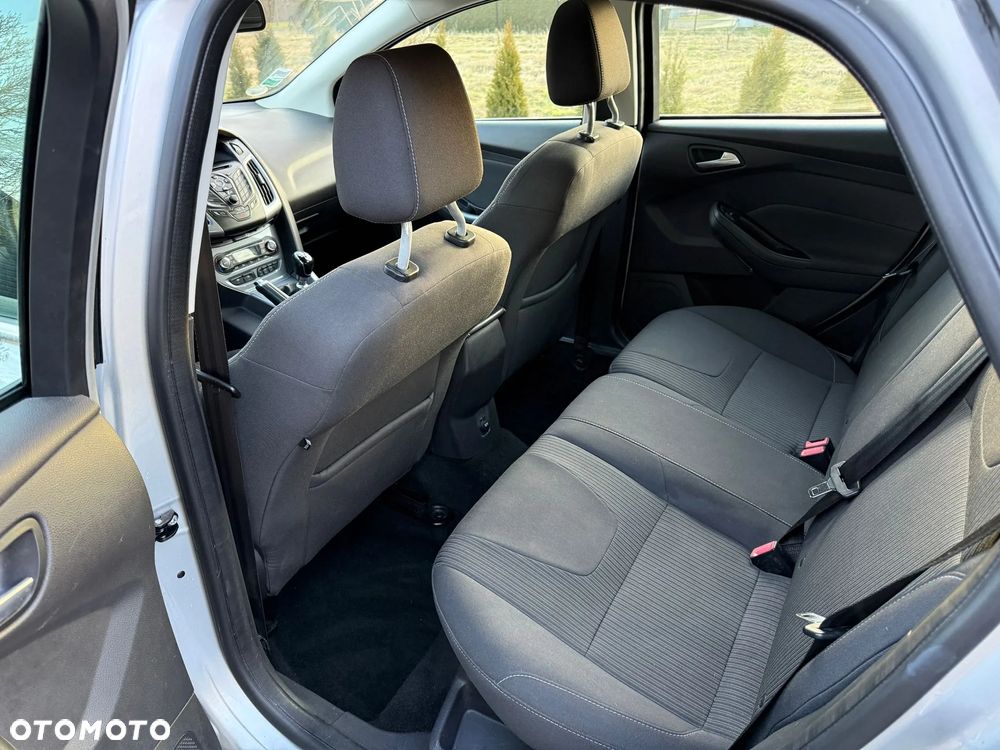 Ford Focus 1.6 TDCi DPF Titanium - 14