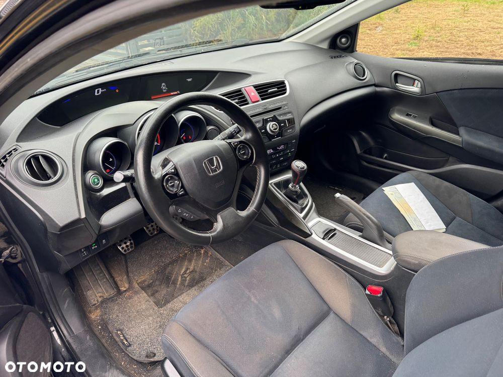 Honda Civic 1.6 i-DTEC Comfort Black Edition - 12