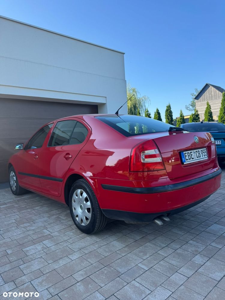Skoda Octavia 1.9 TDI DPF DSG Elegance - 7