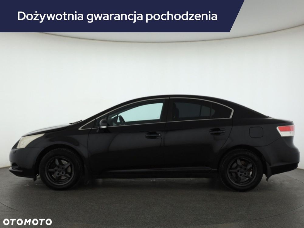 Toyota Avensis - 4